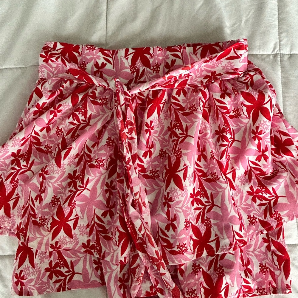 Pink Patterned Tie - front Skort